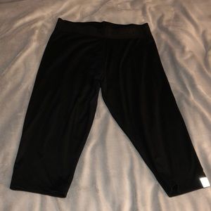 PINK Victoria’s Secret leggings